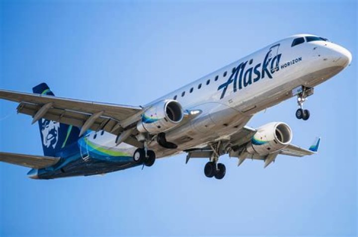 Alaska Airlines plane