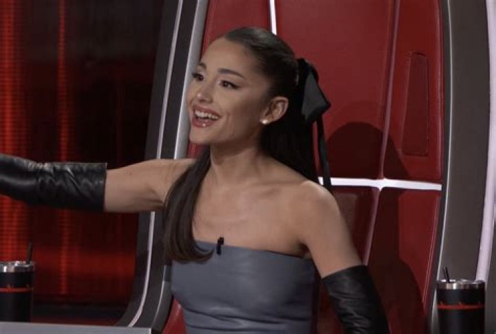 Ariana Grande with a bow