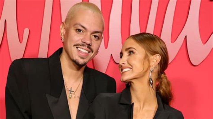 Ashlee Simpson-Ross and Evan Ross Host Sugarfina Dinner to Celebrate 100 Years of the Hollywood Sign at Leona&rsquo;s Sushi House