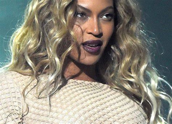 Beyonce Berry Lipstick Global Citizen