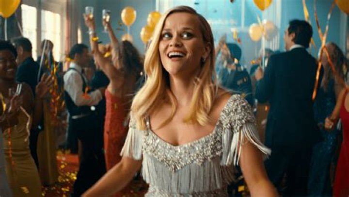 EXCLUSIVE: Reese Witherspoon's daughter Ava Elizabeth Phillippe goes on beach date with new man. The couple eat veggies and cuddle. 03 Jun 2019 Pictured: Ava Elizabeth Philleppe and guy. Photo credit: MEGA TheMegaAgency.com +1 888 505 6342 (Mega Agency TagID: MEGA435874_001.jpg) [Photo via Mega Agency]