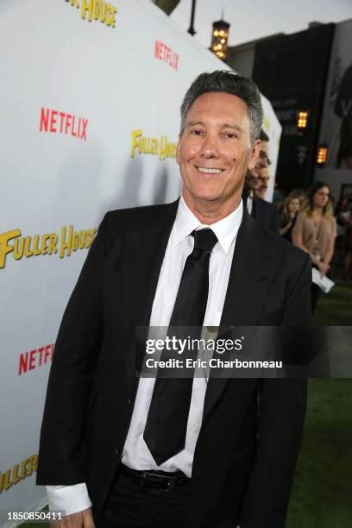 Exec. Producer Jeff Franklin, Bob Saget, John Stamos and Dave Coulier seen at Netflix Premiere of "Fuller House" at The Grove - Pacific Theatres, in Los Angeles, CANetflix Premiere of "Fuller House", Los Angeles, USA