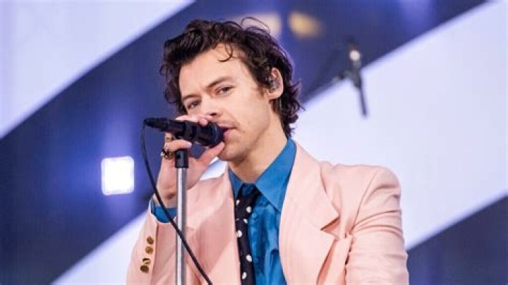 Harry Styles performs on NBC's "Today" show at Rockefeller Plaza, in New York Harry Styles Performs on NBC's Today Show, New York, USA - 9 May 2017