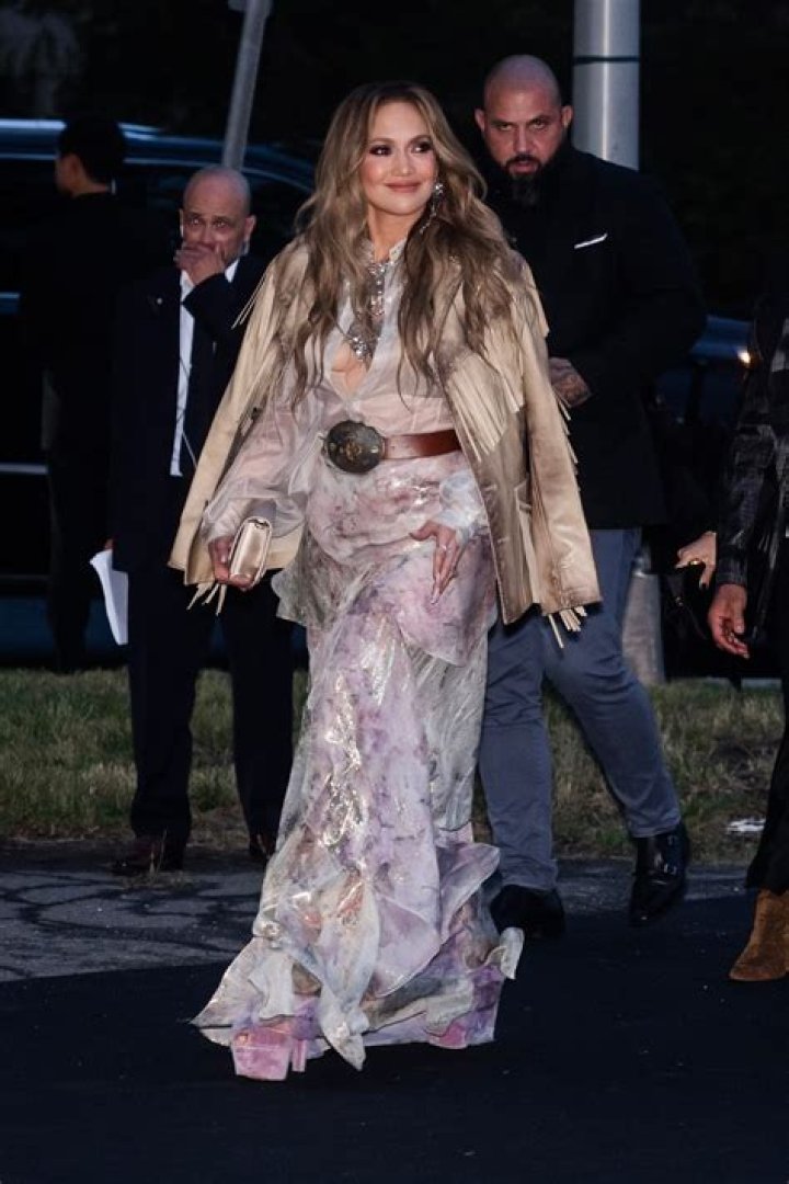 Jennifer Lopez Wearing A Ralph Lauren Set
