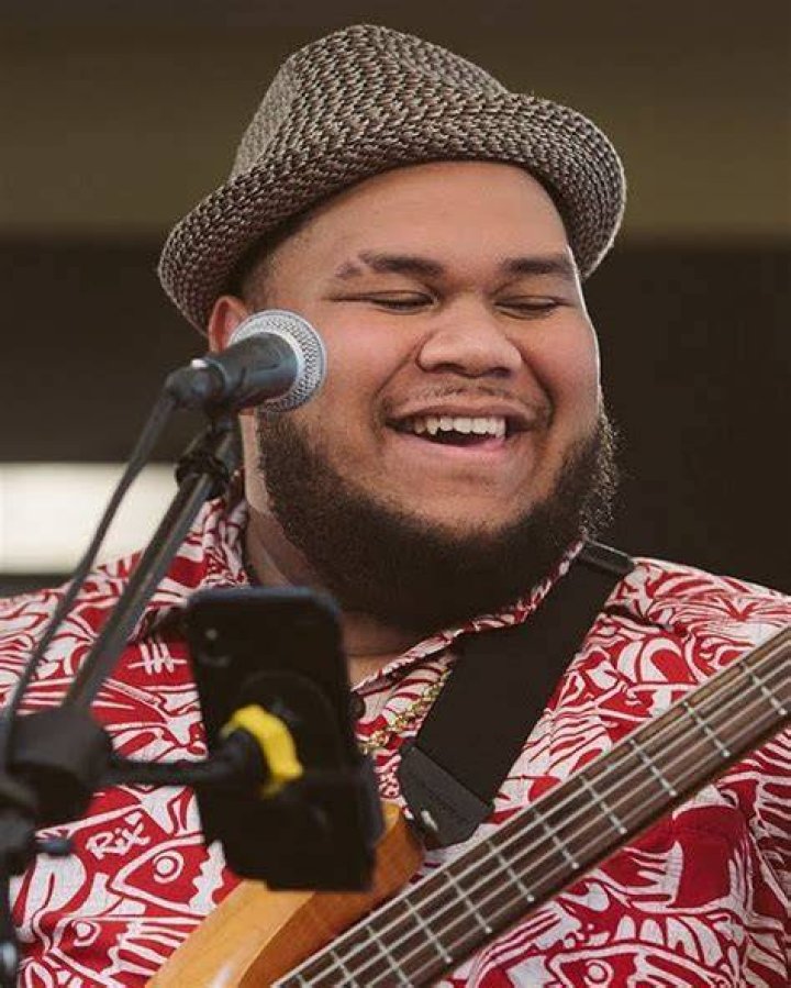 Josh Tatofi 