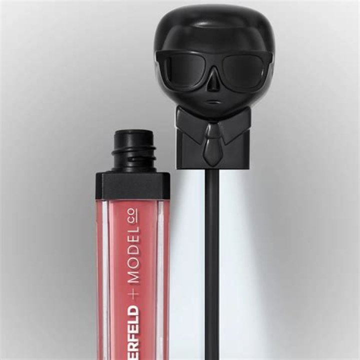 KARL LAGERFELD + ModelCo LIP LIGHTS GLOSS in Tango