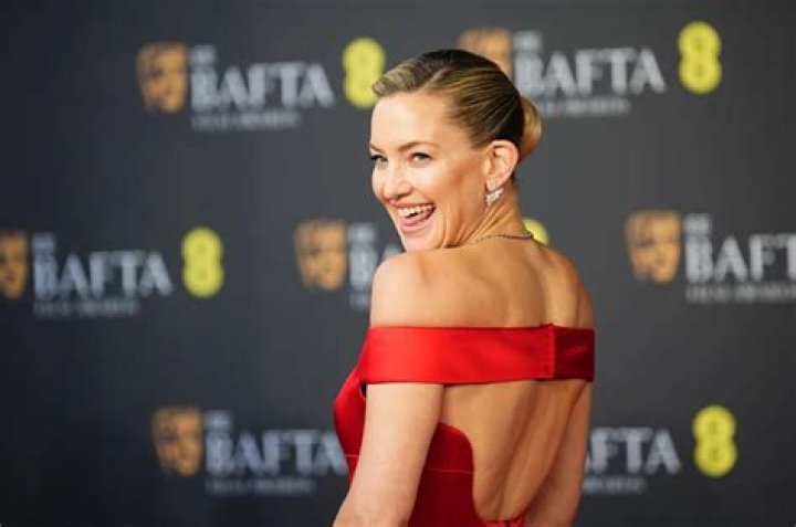 Kate Hudson stuns with bold beauty look at the cover party for Flaunt&rsquo;s &ldquo;Promenade&rdquo; Issue