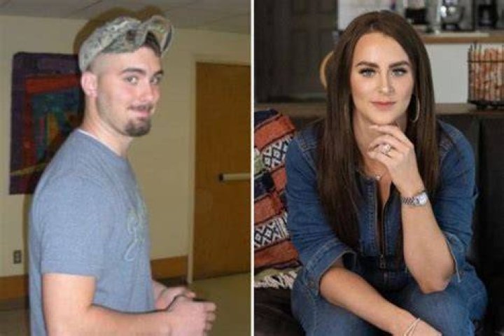 Leah Messer and Corey Simms smile in a posed photo