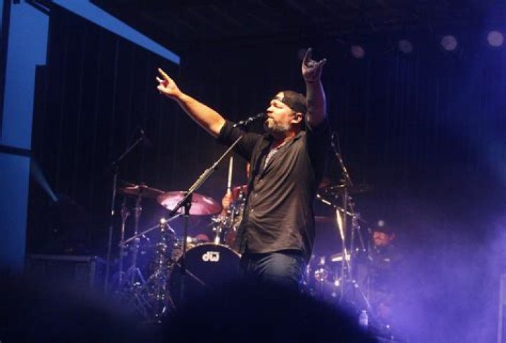 lee-brice-2
