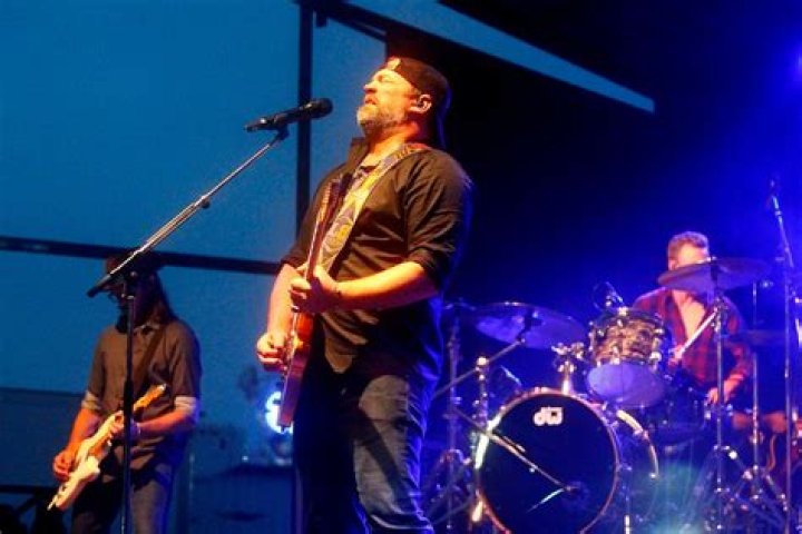 lee-brice-3
