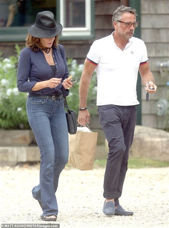 Luann de Lesseps Bonds With The New Girl
