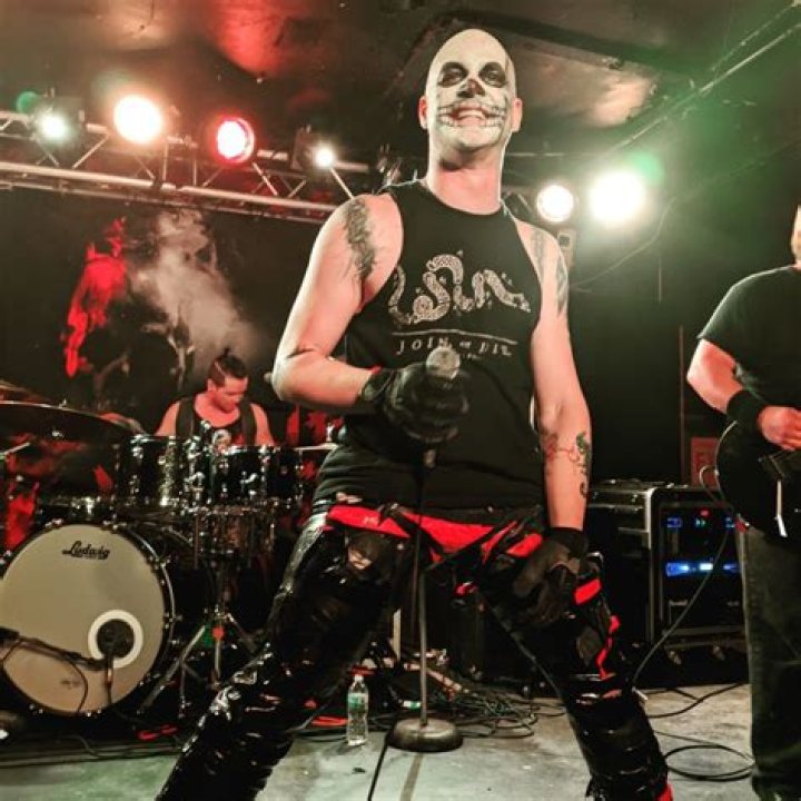 Michale Graves