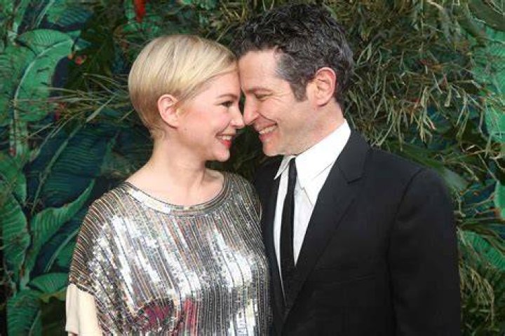 Michelle Williams and Thomas Kail at the 2020 Golden Globe Awards