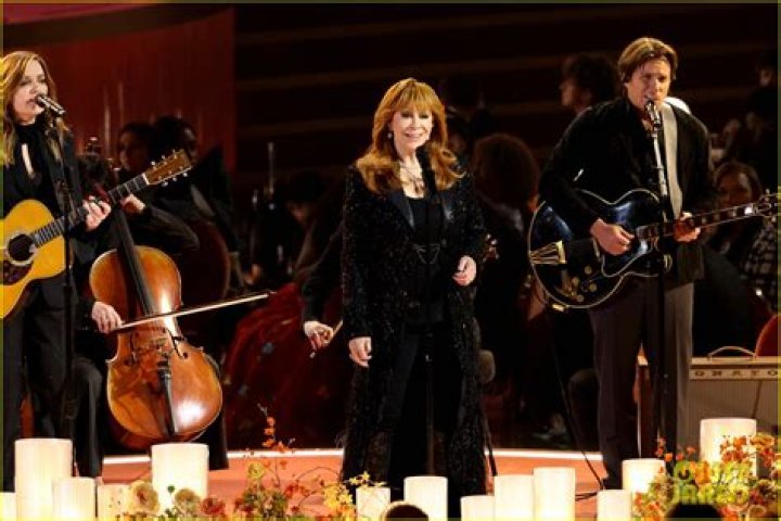 Reba McEntire performs a tribute to the late singer Loretta Lynn during the 56th Annual CMA Awards, at the Bridgestone Arena in Nashville, Tenn 56th Annual CMA Awards - Show, Nashville, United States - 09 Nov 2022