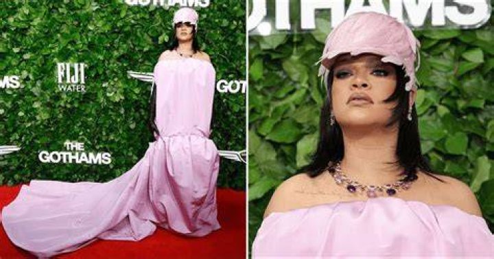 Rihanna In Pink