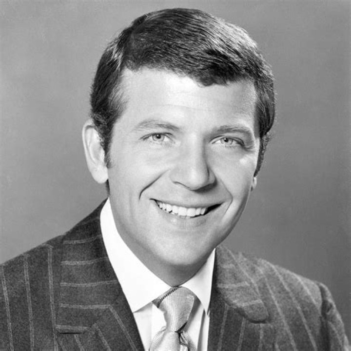 Robert Reed Robert Reed