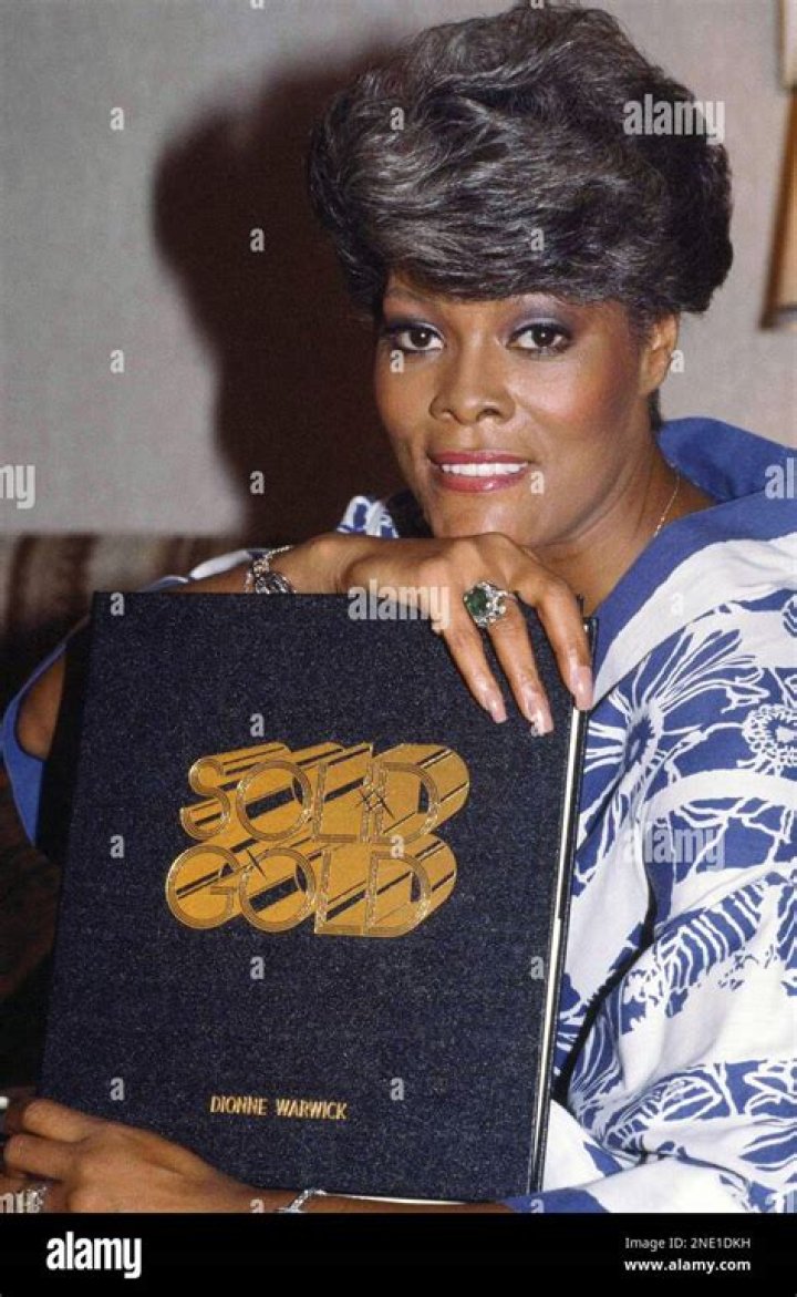 Singer Dionne Warwick on Oct. 14, 1980. (AP Photo/Lennon McLendon