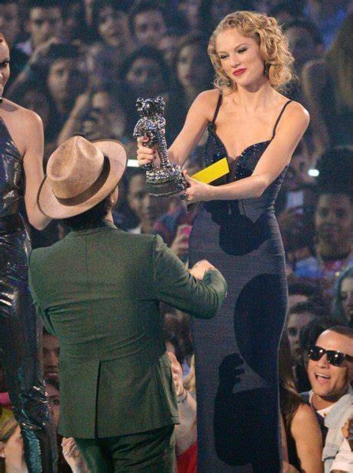 Taylor Swift 2013 VMAs