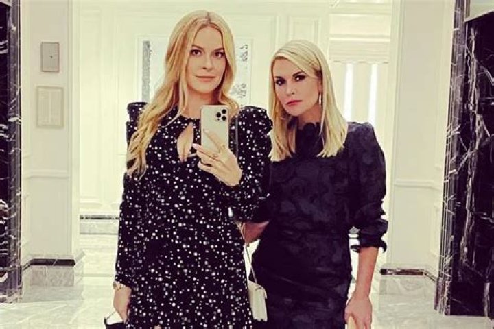 Tinsley Mortimer Chats With Leah McSweeney