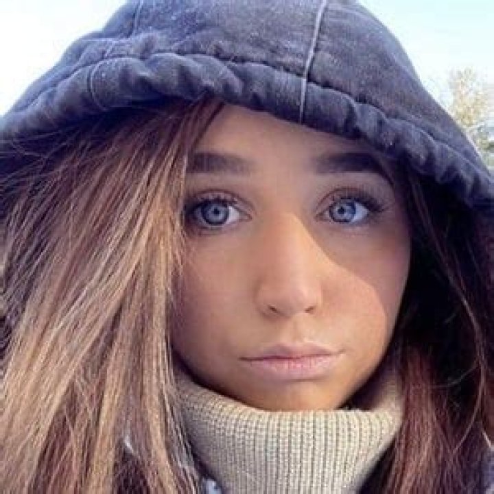 Tyla Decker 