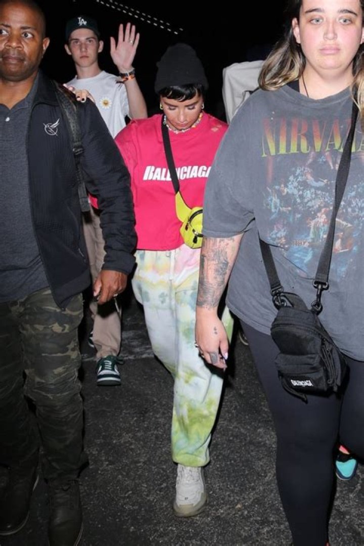 Valencia, CA - Demi Lovato and Noah Cyrus Step out to the Space Jam Premiere at Six Flags Magic Mountain. Pictured: Demi Lovato and Noah Cyrus BACKGRID USA 30 JUNE 2021 USA: +1 310 798 9111 / UK: +44 208 344 2007 / *UK Clients - Pictures Containing Children Please Pixelate Face Prior To Publication*